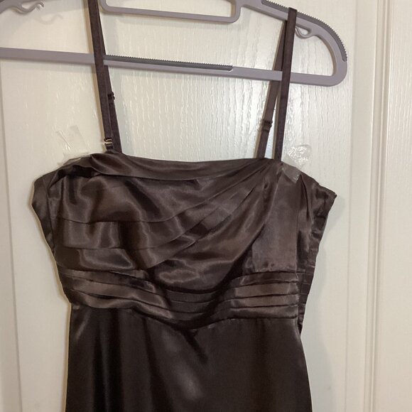 RW&CO. Women's Strappy Mini Mocha Moose Brown Dress Vacation Size 0 Silky Feel - Picture 2 of 10